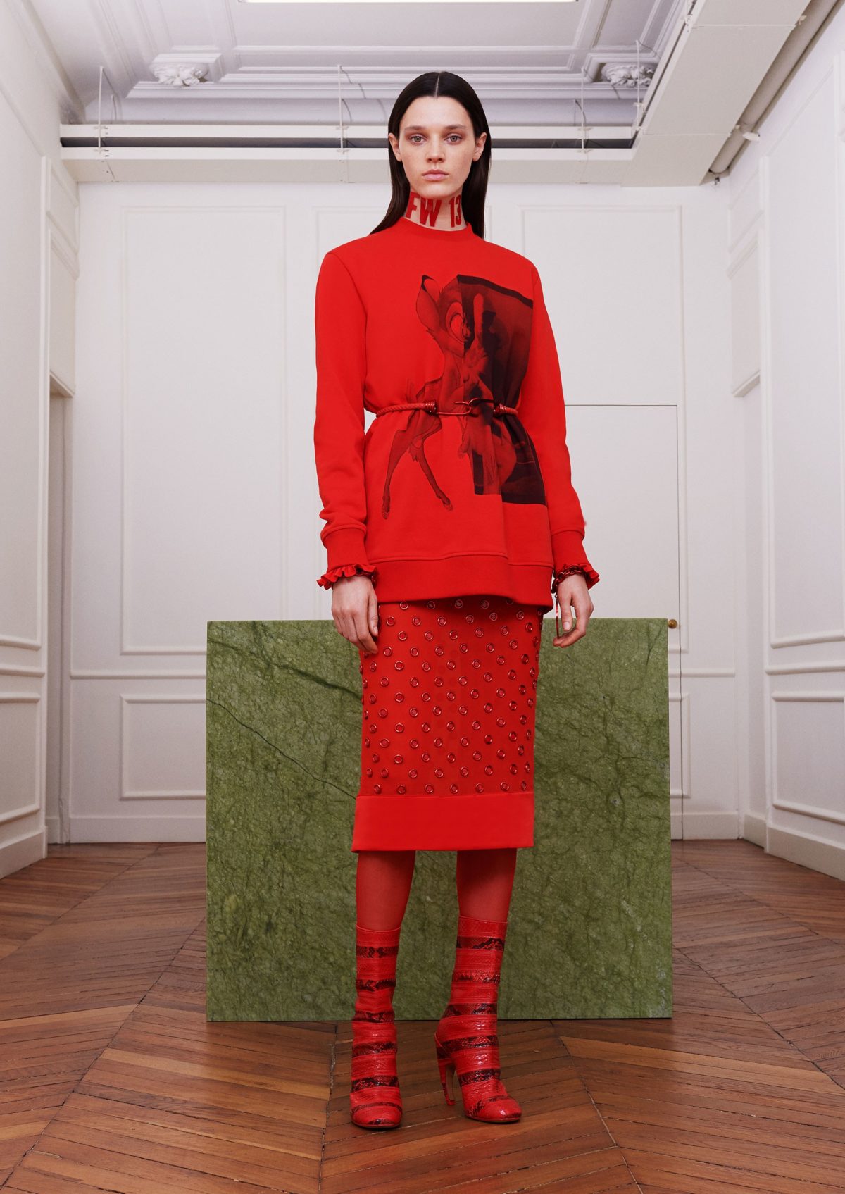 Galeria De Fotos Red Is The New Black Veja O Inverno 18 Da Givenchy