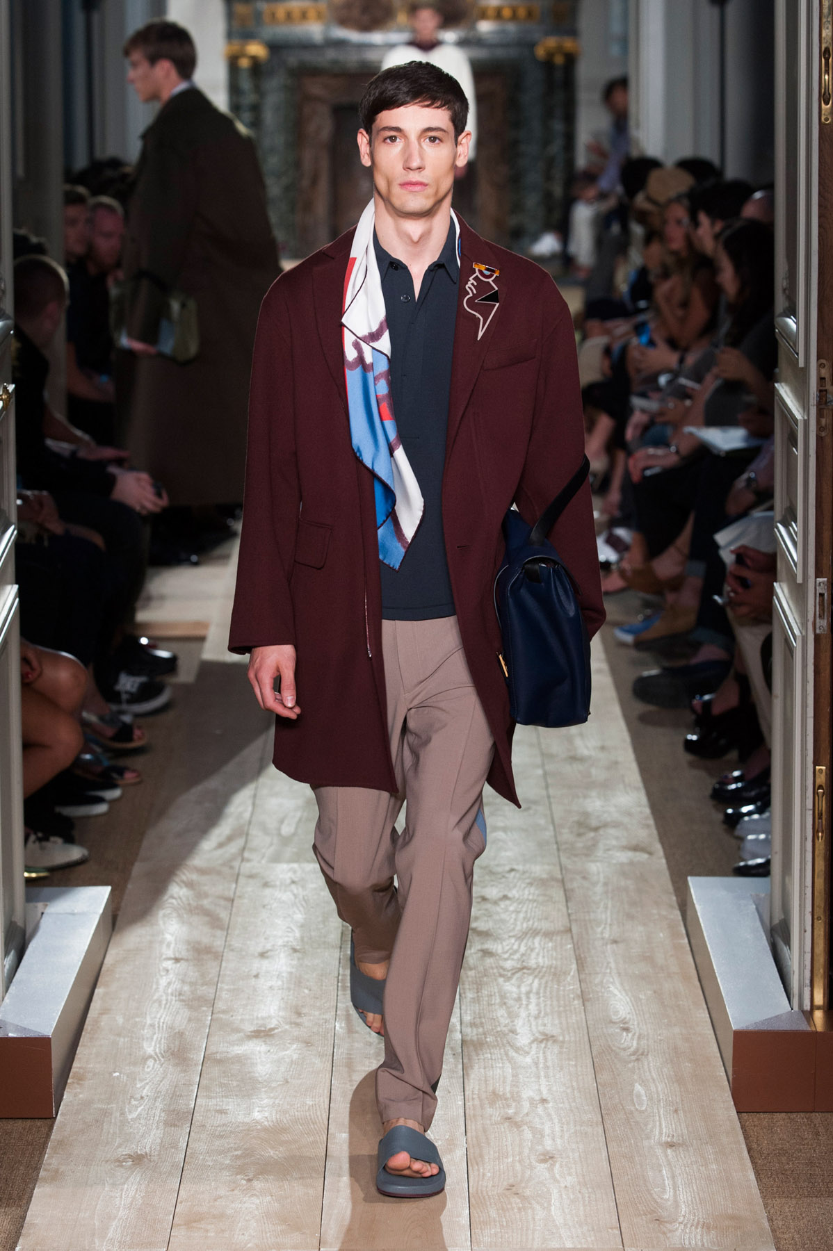 Coleção Valentino MEN Paris Verão RTW Desfiles FFW