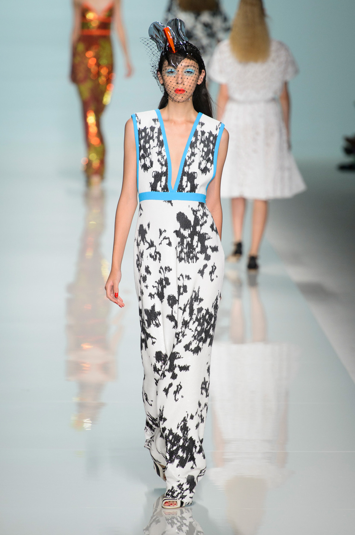 Coleção Emanuel Ungaro Paris Verão 2015 Rtw Foto 38 Desfiles