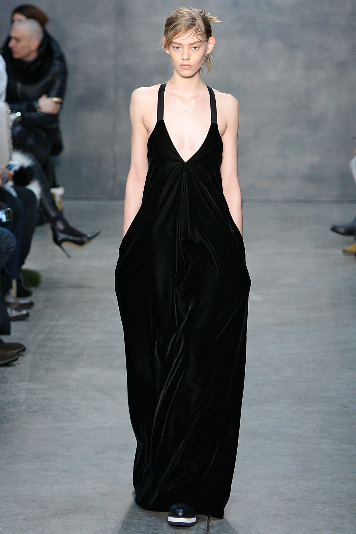 Cole O Vera Wang Nova York Inverno Rtw Foto