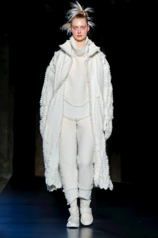 issey miyake bolsa 2019