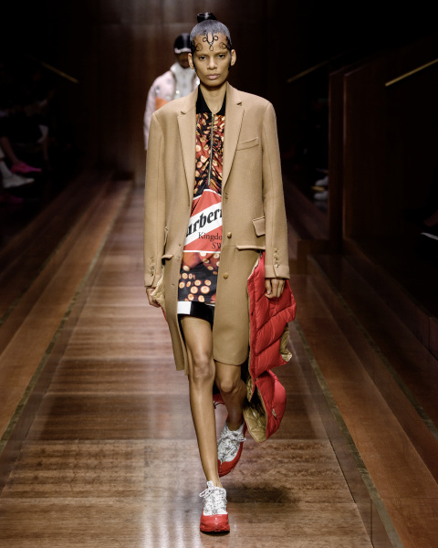burberry-autumn_winter-2019-collection-look-33_002