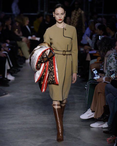 burberry-autumn_winter-2019-collection-look-56_002