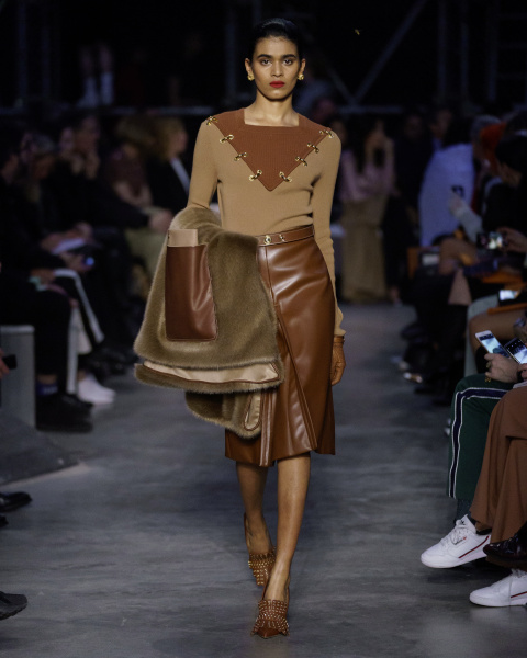 burberry-autumn_winter-2019-collection-look-65_001