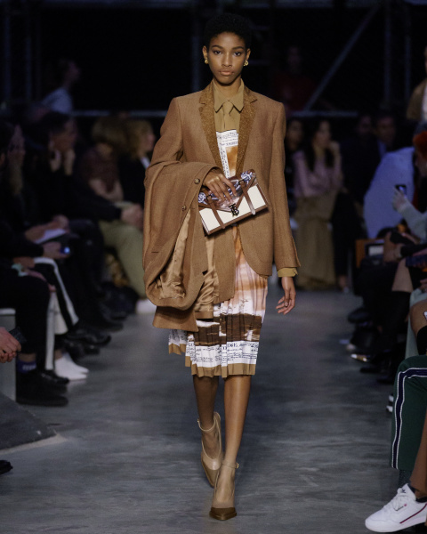 burberry-autumn_winter-2019-collection-look-66_002