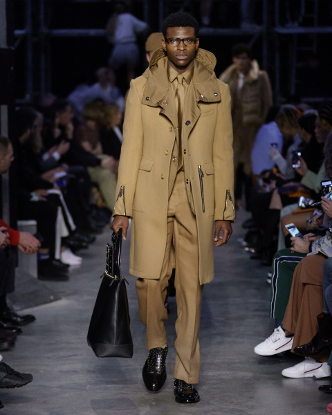 burberry-autumn_winter-2019-collection-look-70_002