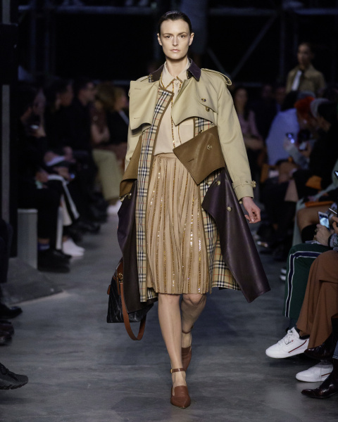burberry-autumn_winter-2019-collection-look-92_001