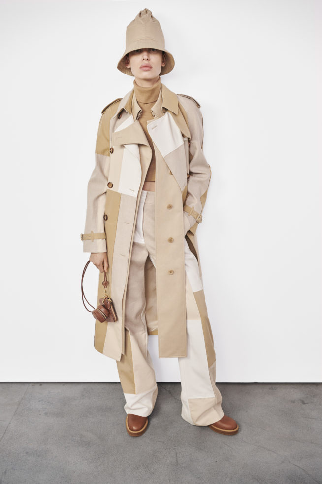 burberry-autumn_winter-2022-pre-collection-look-2