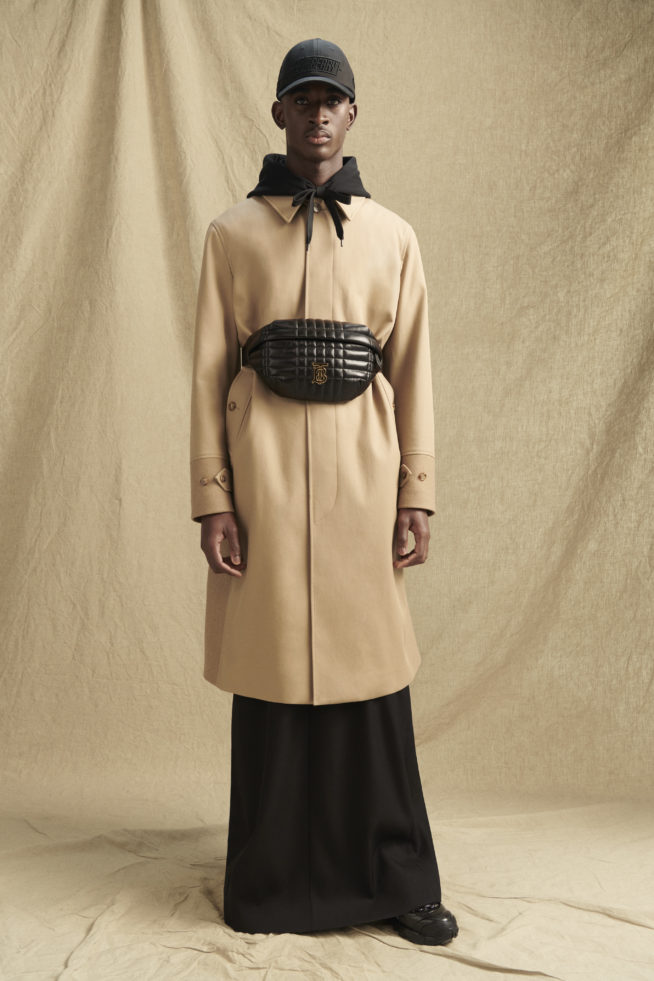 burberry-autumn_winter-2022-pre-collection-look-38