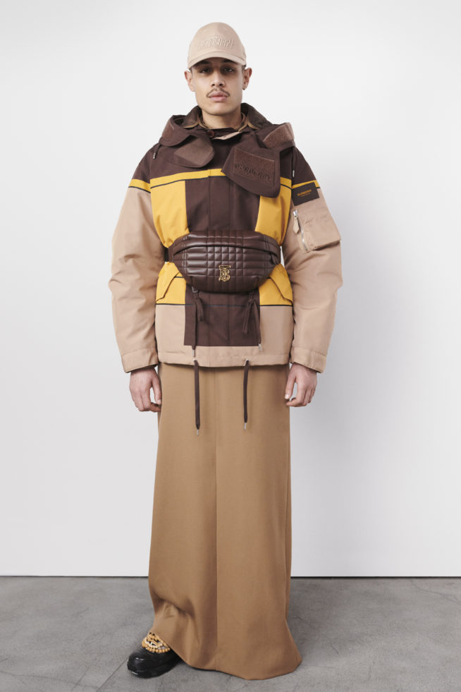 burberry-autumn_winter-2022-pre-collection-look-39