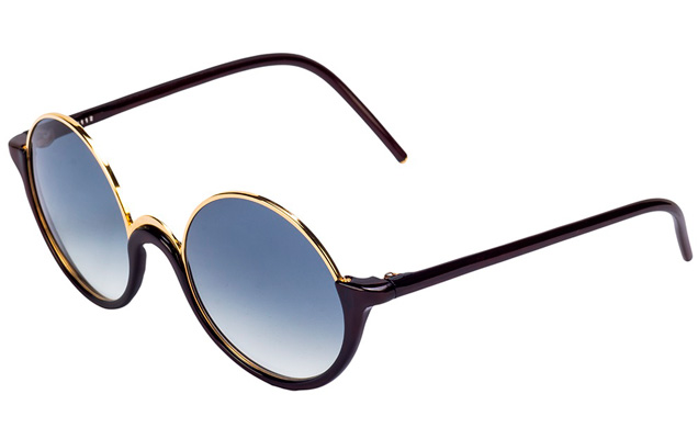 Óculos de sol da Ótica Ventura, com lentes redondas e detalhe dourado. Por R$ 690 na Farfetch.
