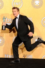 Alec Baldwin, ganhador do prêmio de melhor ator de comédia pelo sexto ano consecutivo com 30 Rock
