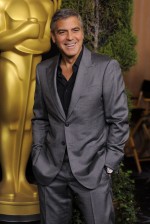 George Clooney tentará não só levar a estatueta de melhor ator, como também a de melhor roteiro adaptado