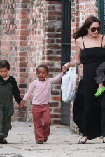 Jolie e suas crianças