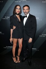 Lea T, vestindo Givenchy, e Riccardo Tisci