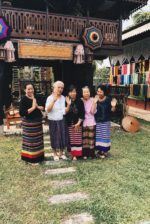As senhoras de Chiang Mai que preservam a tradição da produção local da seda