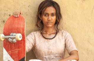filme-indiano-americano-da-netflix-skater-girl-chega-em-junho-de