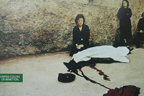 Campanha de 1992 com a fotografia de um homicídio acontecido na Itália, dez anos antes. Benedetto Grado, filha do homem assassinado pela máfia, afirmou que ia processar a Benetton