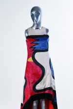 Vestido de noite, 1968 Estampa de Nelson Leirner Malha 'Beltec' Rhodianyl, 144 x 42 cm Coleção Masp Doação Rhodia