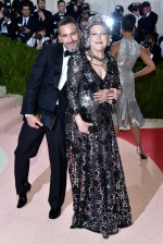 Marc Jacobs de Savile Row Huntsman e Bette Midler