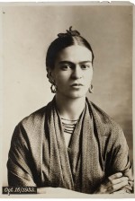 Frida Kahlo, por Guillermo Kahlo, 1932 ©Museu Frida Kahlo