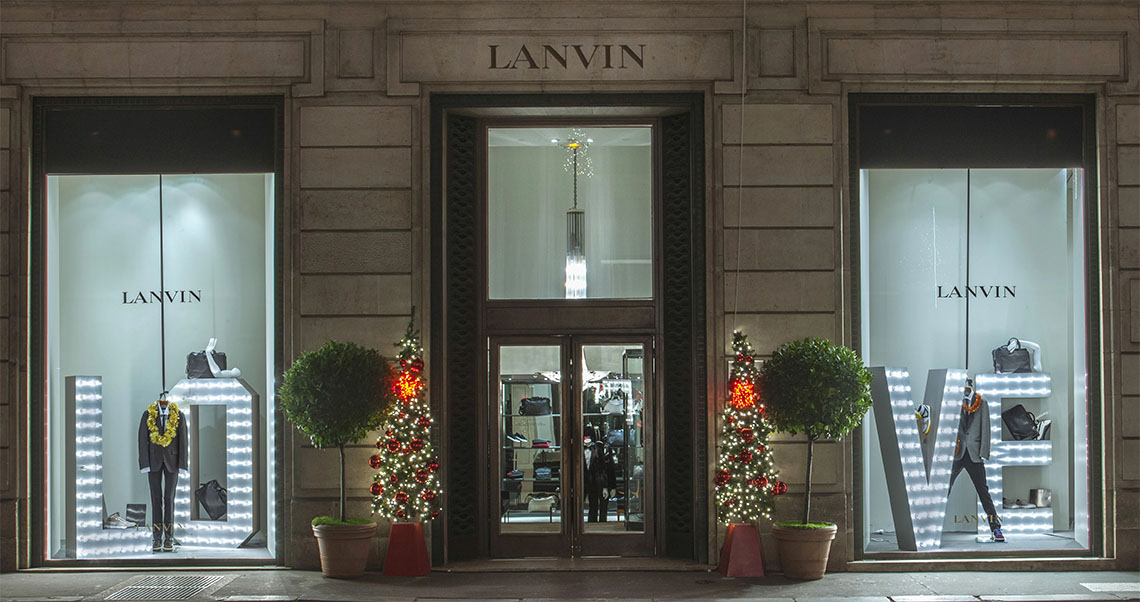 a fachada da loja da Lanvin em Paris, onde ficam os ateliês da marca. reprodução