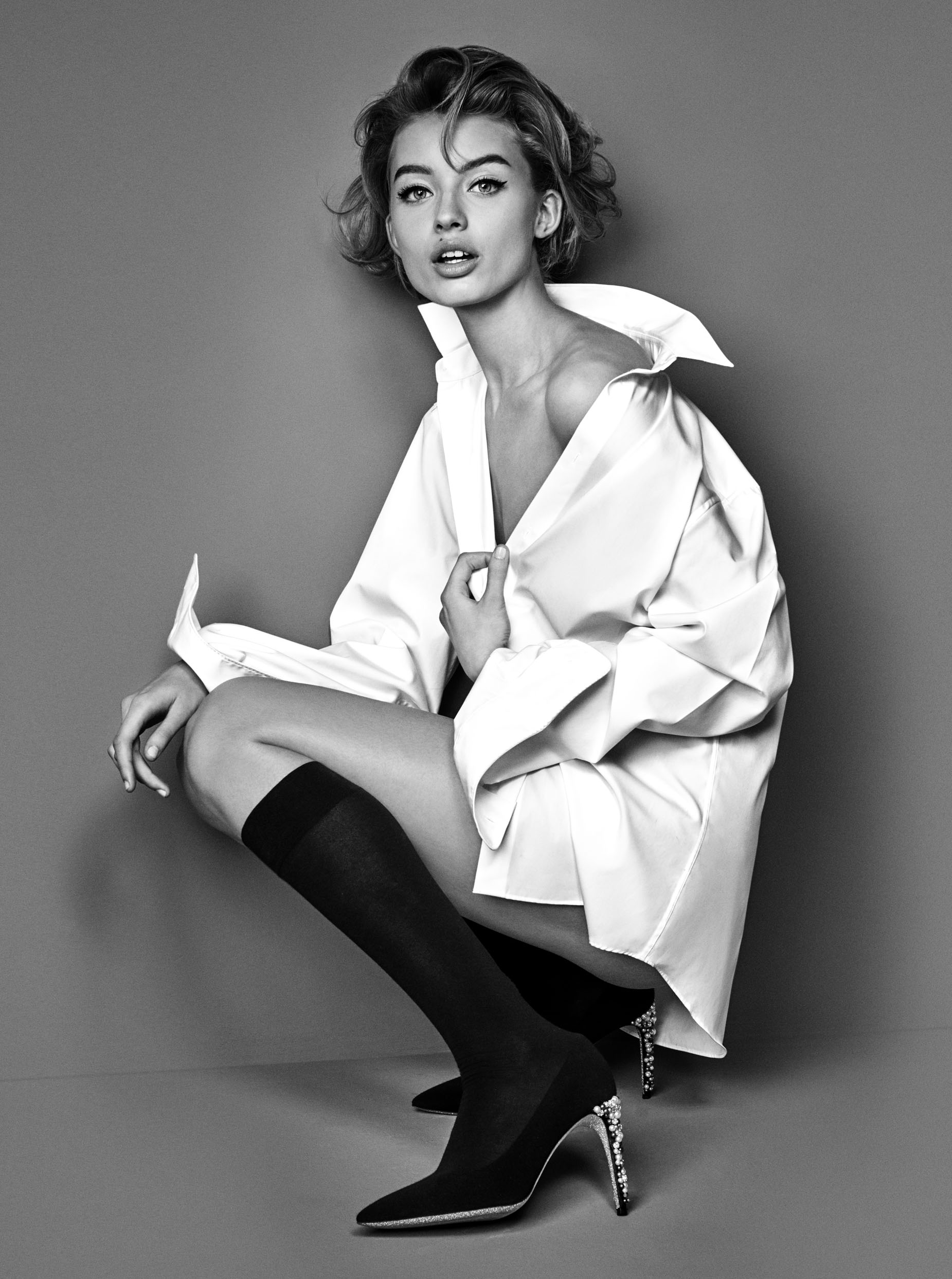 Giulia Maenza na nova campanha da marca em clique de Giampaolo Sgura e styling de Viviana Volpicella ©Cortesia