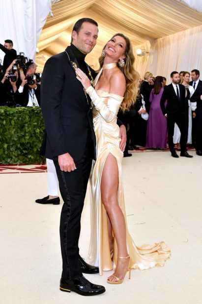 Tom Brady e Gisele de Versace