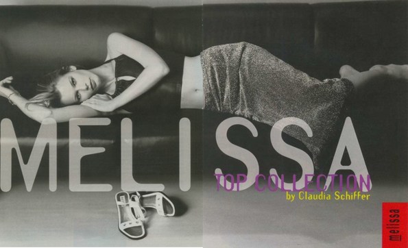 Claudia Schiffer para Melissa em 1996 / Reprodução