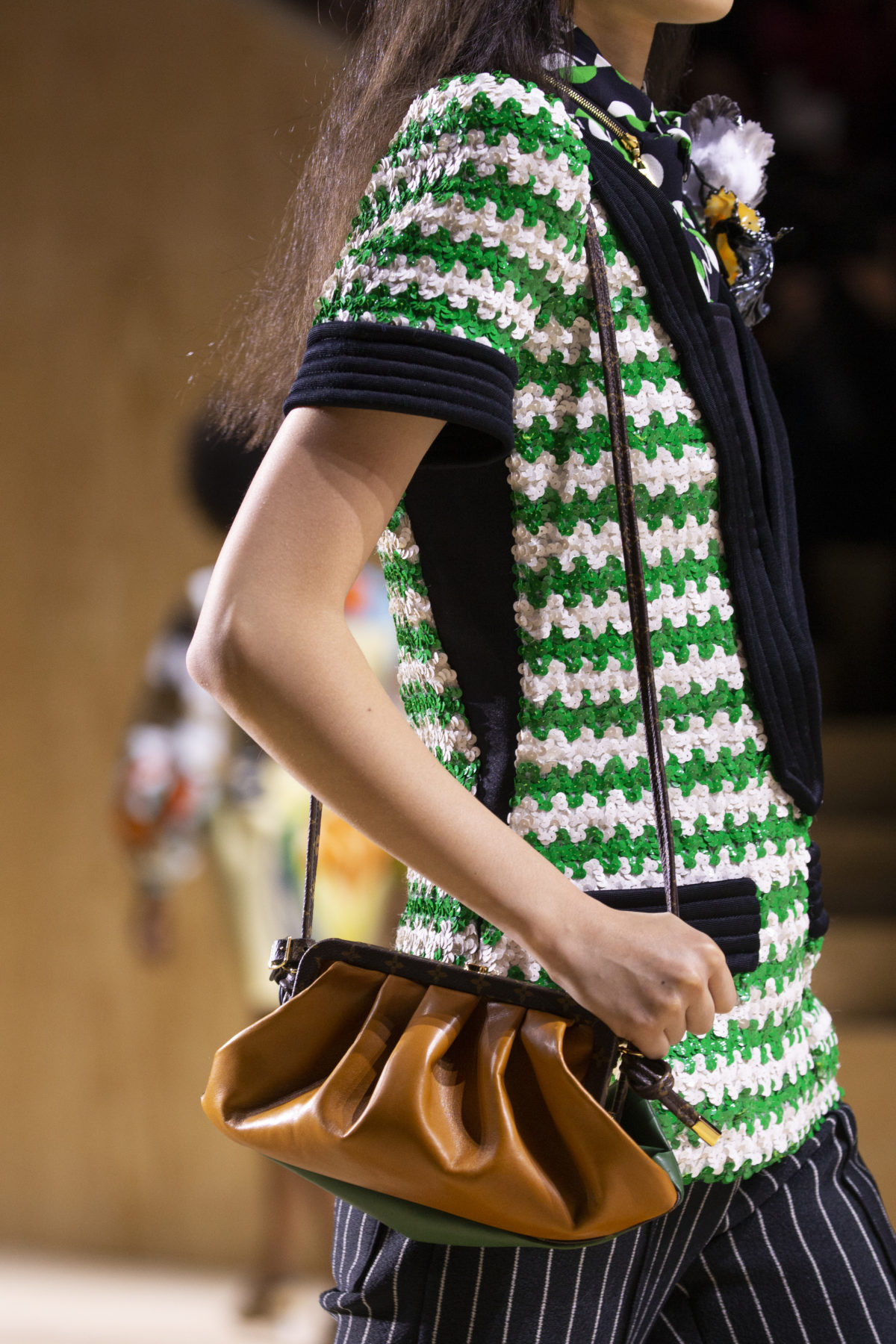 Veja em detalhes as bolsas do verão 2020 da Louis Vuitton desfiladas em Paris // Notícias // FFW