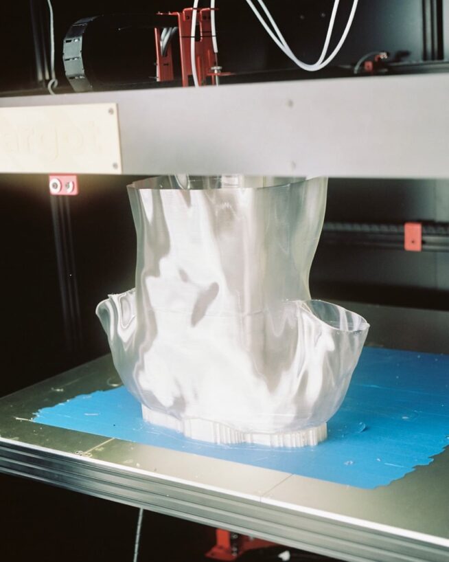 Impressão 3D de camisa na Loewe